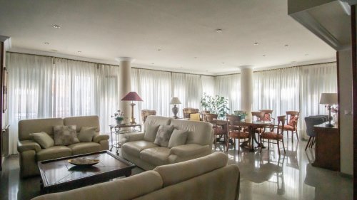Piso en Elda. Zona Gran avenida
