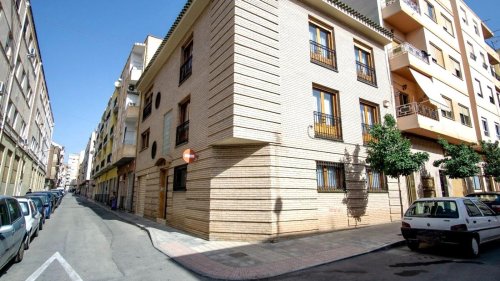 Casa Tipo Dúplex en Elda. Zona Av. acacias