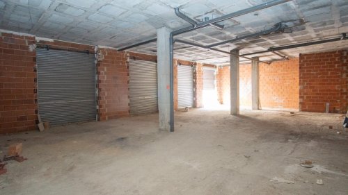 Local comercial en Elda. Zona Calle Nueva