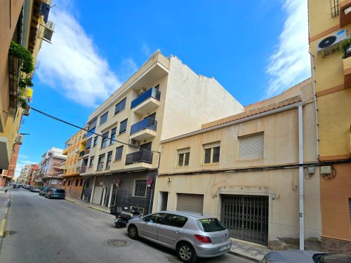 Casa en Elda. Zona La fraternidad