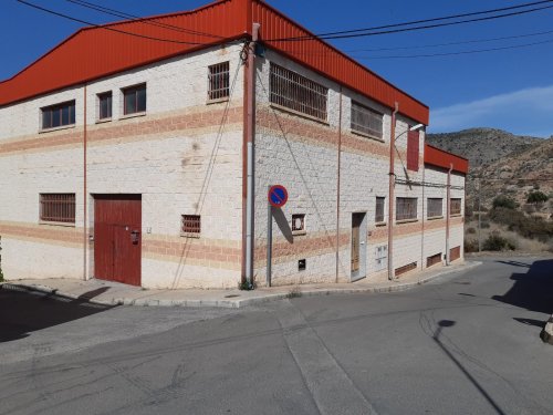 Nave industrial en Petrer. Zona Barrio San Rafael