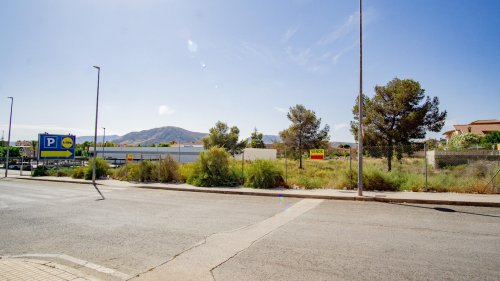 Parcela en Petrer. Zona Av. Mediterráneo