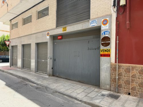 Garaje en Elda. Zona Av. de madrid