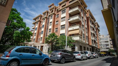 Piso en Elda. Zona Av. reina victoria