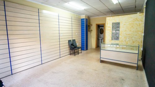 Local comercial en Elda. Zona Guardia civil