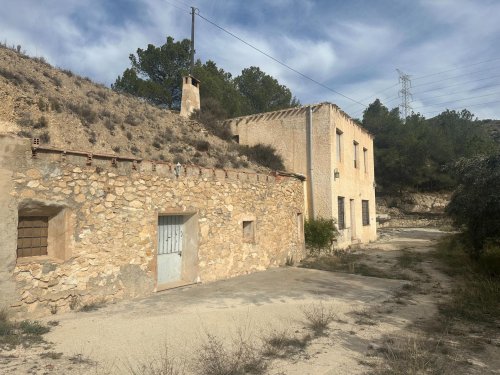 Casa de campo en Petrer. Zona Ginebre