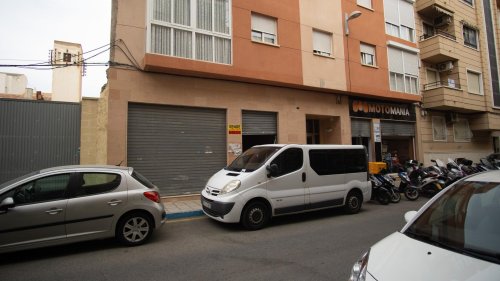 Local comercial en Elda. Zona Centro - plaza castelar