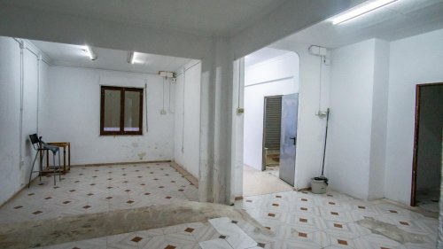 Planta baja en Elda. Zona Gran avenida