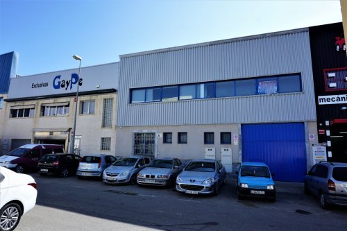 Nave industrial en Elda. Zona Poligono Torreta Río