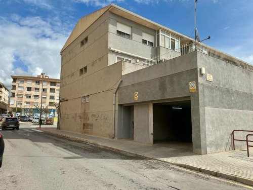 Garaje en Petrer. Zona El Campet