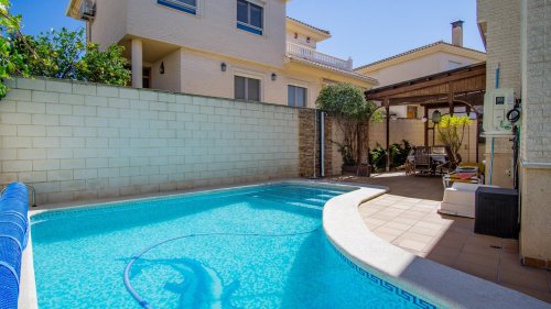 Chalet en Petrer. Zona Comunidad valenciana