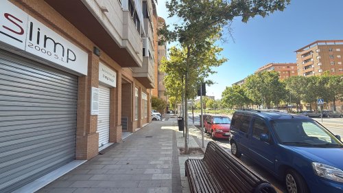 Local comercial en Elda. Zona Avenida de ronda