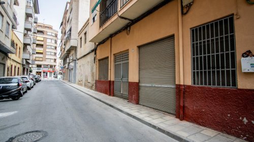Local comercial en Elda. Zona Gran avenida