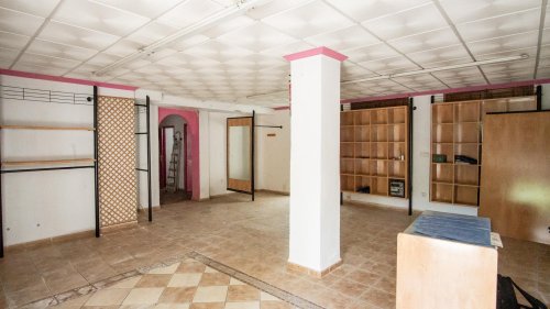Local comercial en Elda. Zona Elda