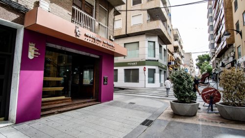 Local comercial en Elda. Zona Centro - plaza castelar